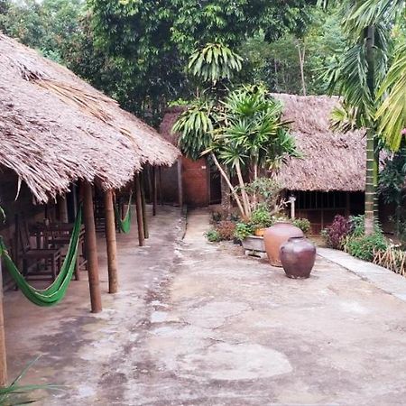 Family Homestay Ba Vi Buitenkant foto