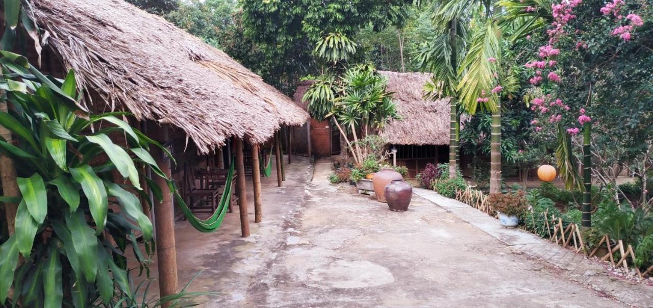 Family Homestay Ba Vi Buitenkant foto