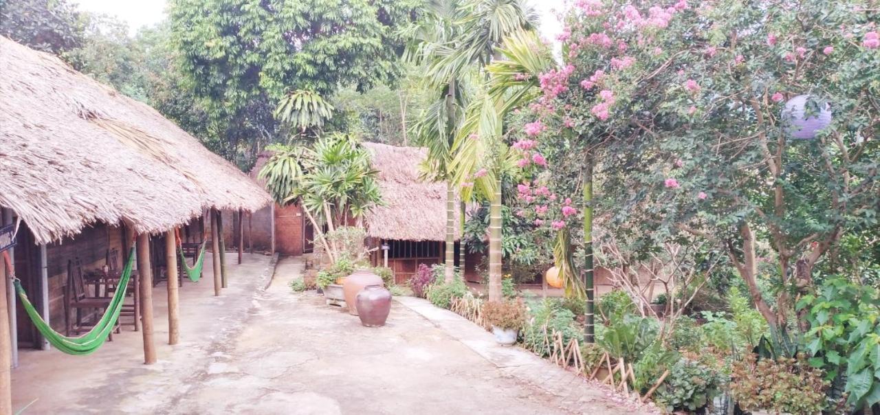 Family Homestay Ba Vi Buitenkant foto